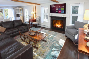 Upscale Home Minutes from Golf, Trails & Festivals